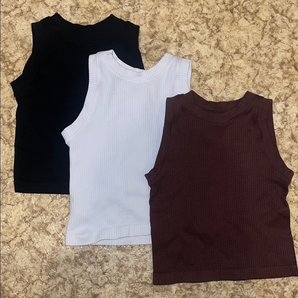 Set of 3 Ribbed Tank Tops